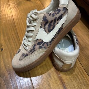 Dolce Vita Beige and Brown Leopard-Print Sneakers